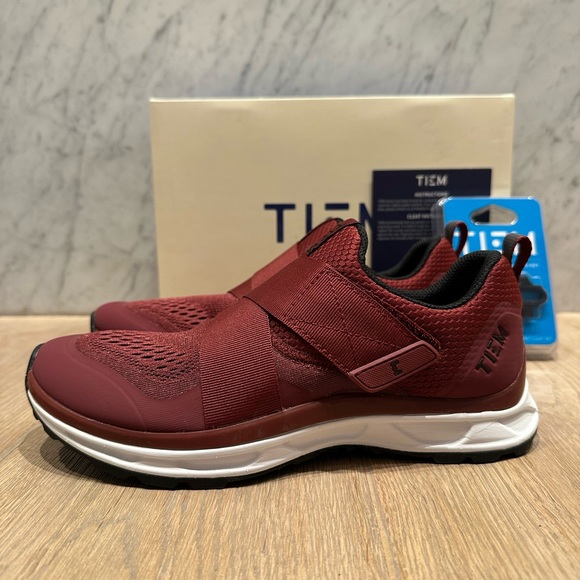 NWT Tiem Slipstream Maroon Cycle Shoes with Clips - Picture 6 of 13